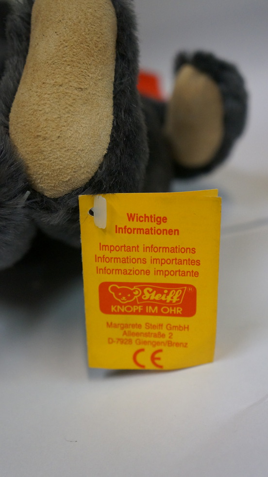 Steiff 011429 – Walt Disney World Teddy Bear  – 1990